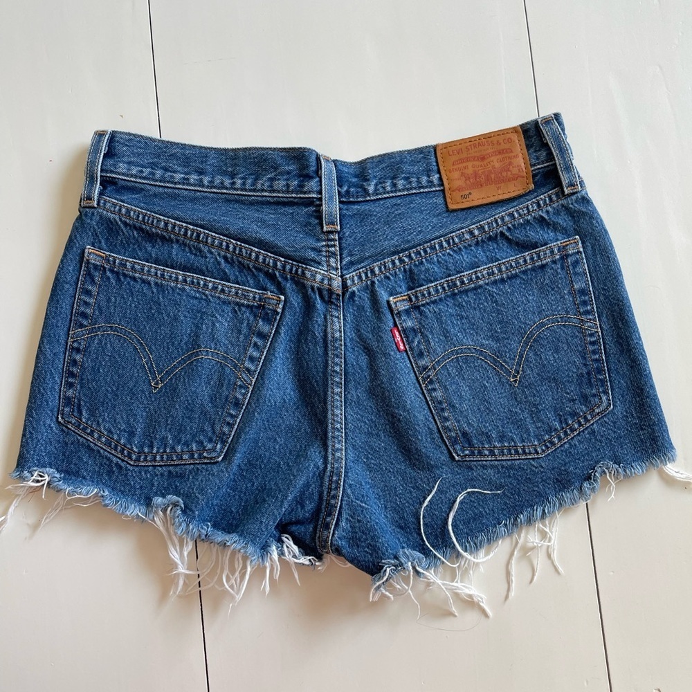 LEVI’S 501 Shorts - Picture 6 of 16